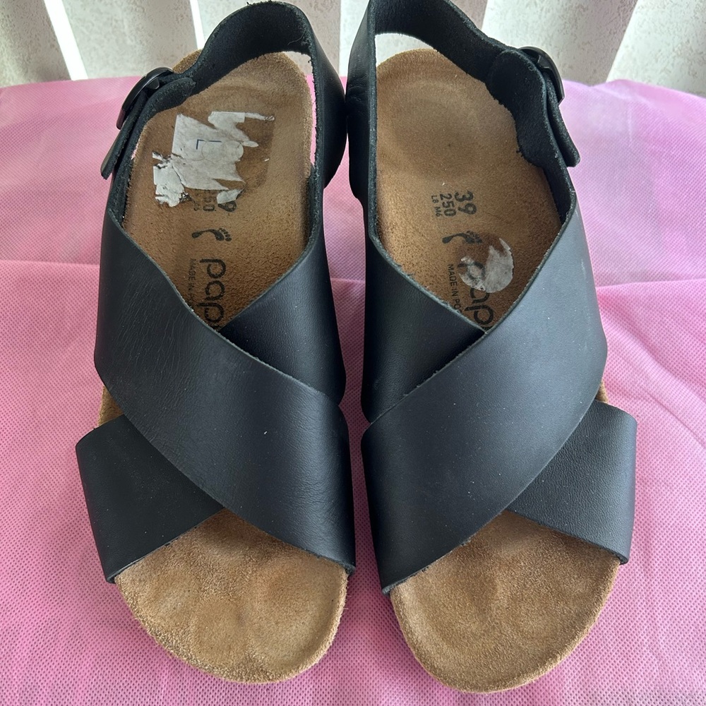Papillo black leather wedge sandals in size 39